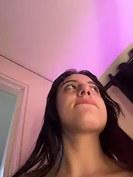 Snapshot of Mia_fiire chatting on 25, 6, 2026 Mia fiire online show from 25, 6, 2026