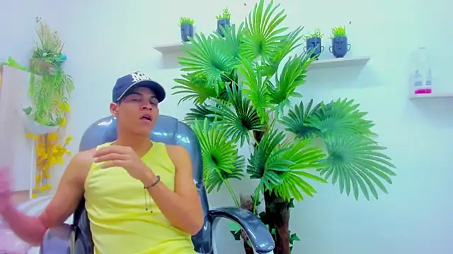 MorochoHott online show from 27, 11, 2025