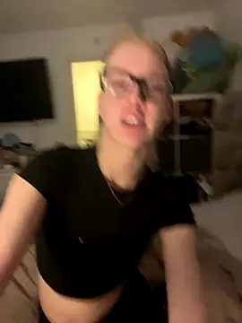 RosieLovexoxx online show from 15, 12, 2025