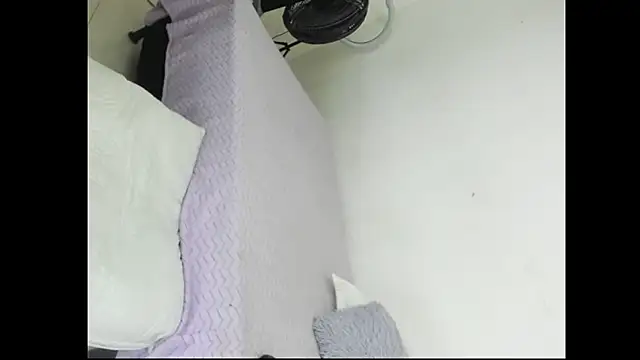 violetaebony online show from 25, 2, 2026