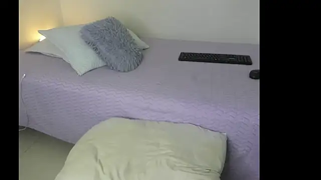 violetaebony online show from 14, 1, 2026