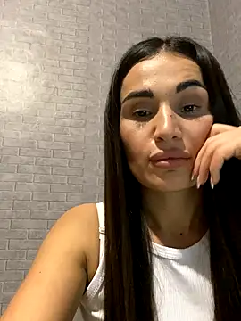 MonikaSi online show from 2, 12, 2025