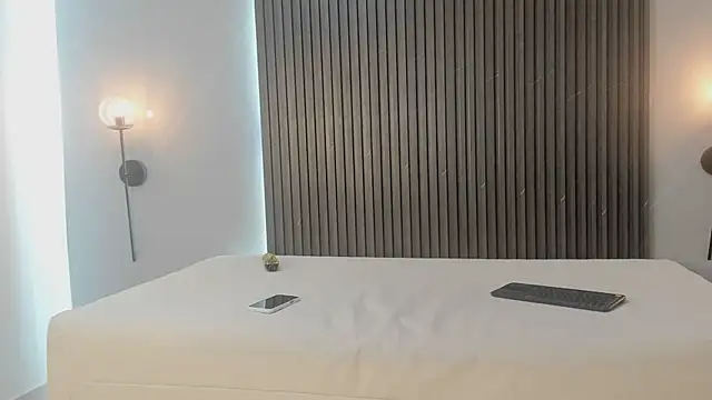 evony becker  online show from 22, 12, 2025