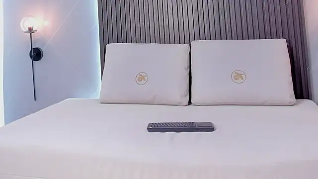 evony becker  online show from 18, 12, 2025