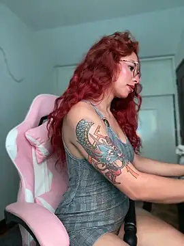 PrettyChloe  online show from 4, 3, 2026