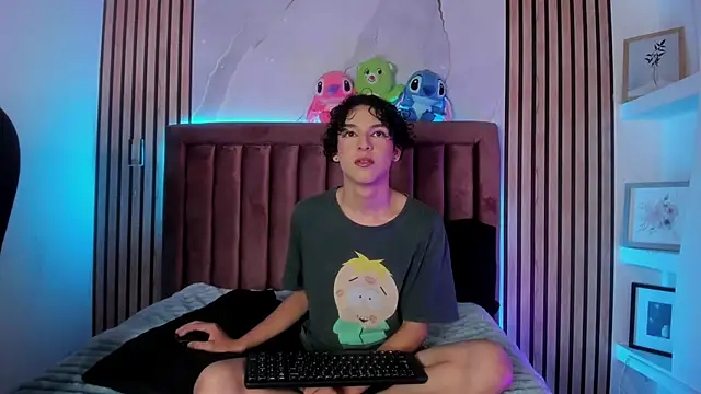 SthepanodiMonaco online show from 15, 4, 2026