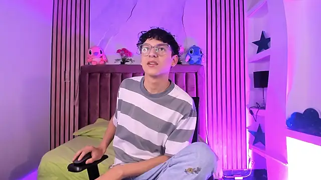 SthepanodiMonaco online show from 5, 12, 2025