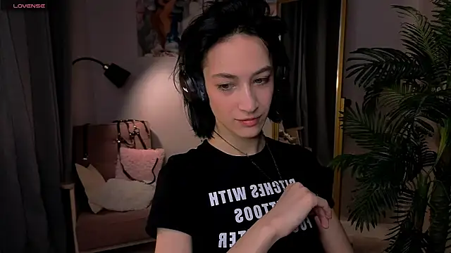 Lis Batsy online show from 30, 11, 2025