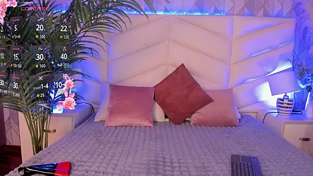 Snapshot of Lizzi_Hotman_ chatting on 28, 2, 2026 Lizzi Hotman online show from 28, 2, 2026