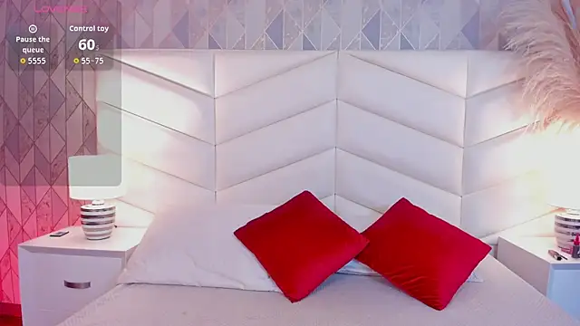 Lizzi Hotman  online show from 5, 12, 2025