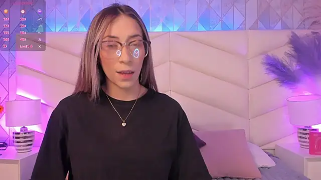 Lizzi Hotman  online show from 13, 4, 2026