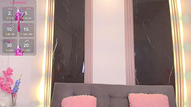 Snapshot of Caroline_foster1 chatting on 19, 6, 2026 Caroline foster1 online show from 19, 6, 2026