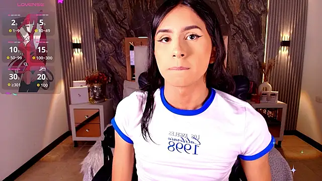 Caroline foster1 online show from 4, 3, 2026