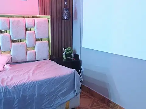 Snapshot of _Caroline34 chatting on 2, 4, 2026 Caroline34 online show from 2, 4, 2026