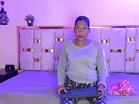 Snapshot of _Caroline34 chatting on 26, 3, 2026 Caroline34 online show from 26, 3, 2026