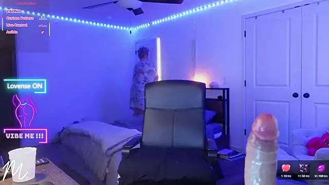 Mona The MILF online show from 7, 2, 2026