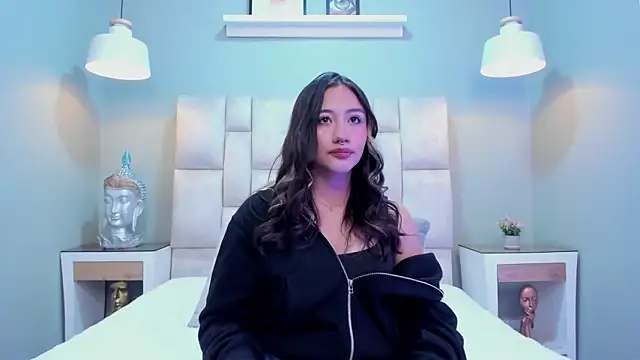 Nana  S online show from 29, 11, 2025