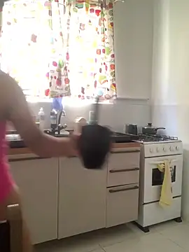 Lillith Bloom online show from 2, 4, 2026