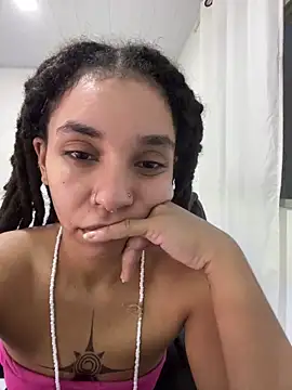 Lillith Bloom online show from 15, 4, 2026