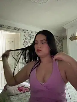 sweet ruby  online show from 14, 5, 2026