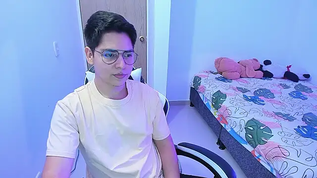 Asta YunoXXX online show from 23, 2, 2026