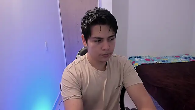 Asta YunoXXX online show from 16, 4, 2026