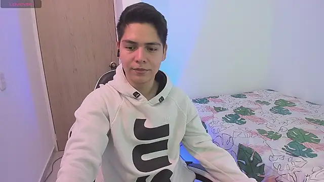 Asta YunoXXX online show from 15, 2, 2026