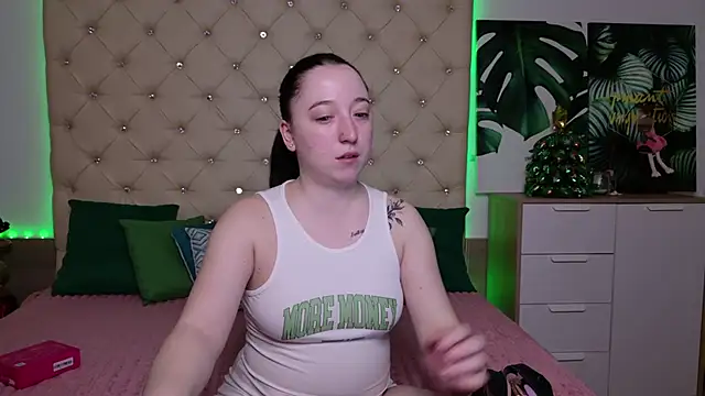 AVA MAXX online show from 12, 1, 2026