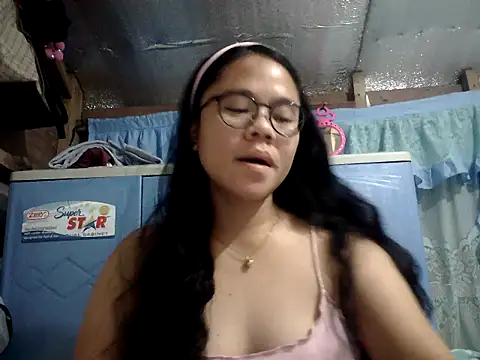 Snapshot of xxdreamgirl69 chatting on 10, 7, 2026 xxdreamgirl69 online show from 10, 7, 2026