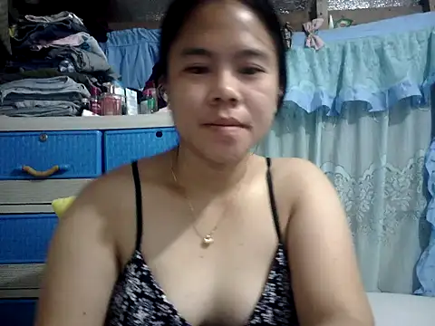Snapshot of xxdreamgirl69 chatting on 5, 6, 2026 xxdreamgirl69 online show from 5, 6, 2026