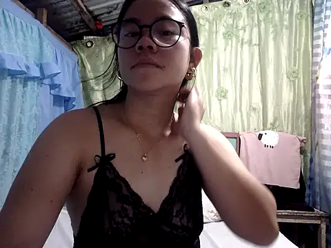 xxdreamgirl69 online show from 6, 2, 2026