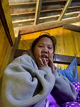 Snapshot of LeoPet2x chatting on 30, 11, 2025 LeoPet2x online show from 30, 11, 2025