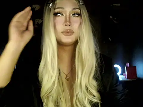urfuckingdoll69 online show from 17, 5, 2026