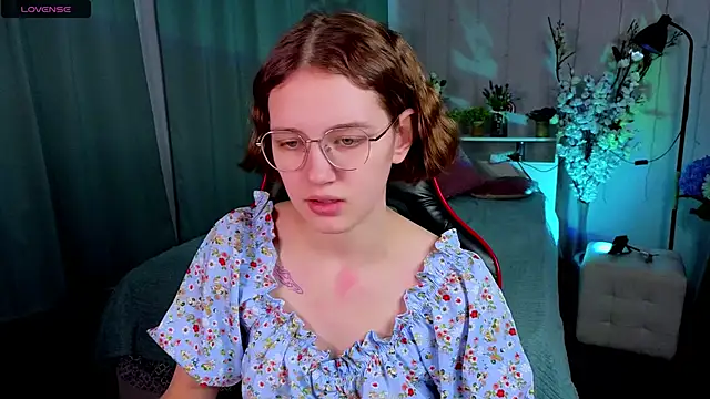 Snapshot of Mia_Mooore chatting on 26, 2, 2026 Mia Mooore online show from 26, 2, 2026