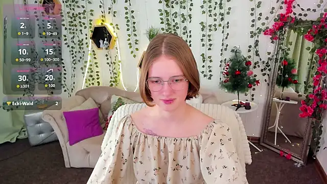 Mia Mooore online show from 18, 12, 2025