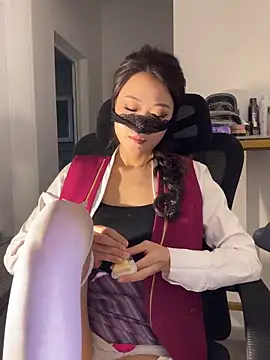 youyou-baby999 online show from 9, 2, 2026