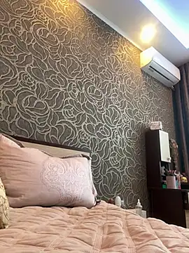 Sweet little gir online show from 4, 3, 2026