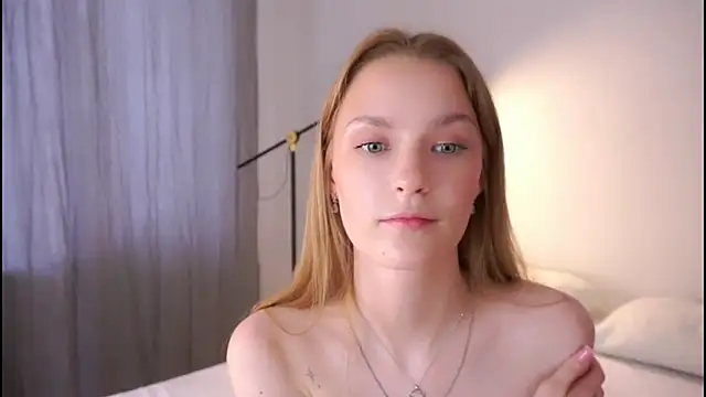 Spennsy Hellen online show from 2, 12, 2025