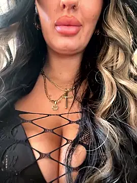 Lolaxox  online show from 10, 1, 2026