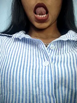 Isha Liha online show from 2, 12, 2025