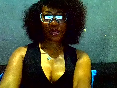 PreettyTee online show from 17, 7, 2026