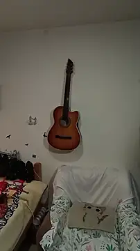 Emma Everett online show from 17, 12, 2025