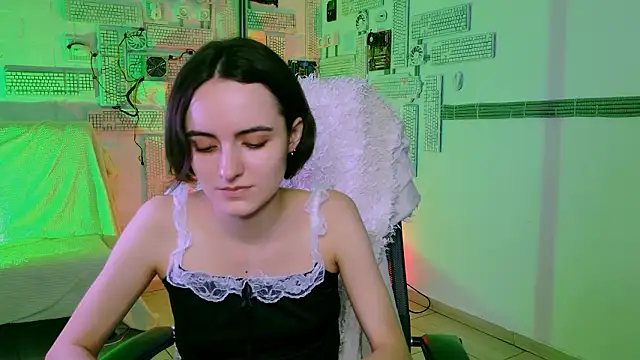 KateWillows online show from 11, 2, 2026