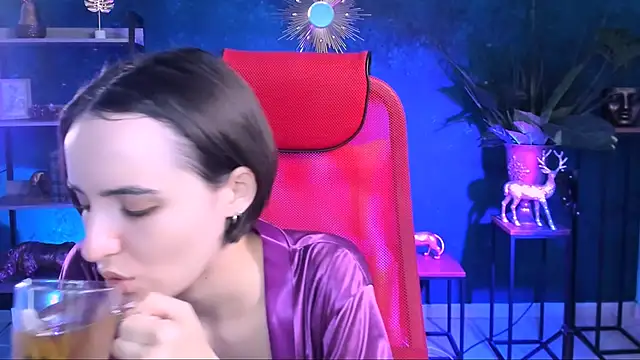 KateWillows online show from 14, 1, 2026