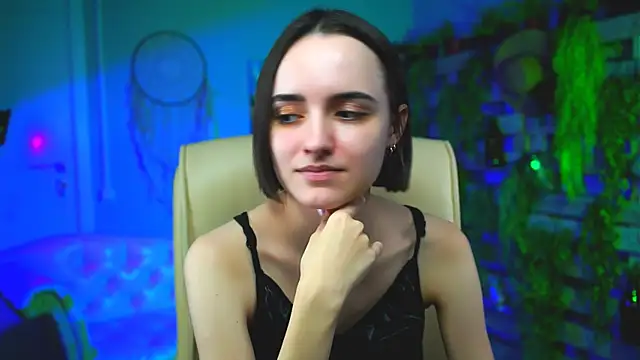 KateWillows online show from 29, 3, 2026