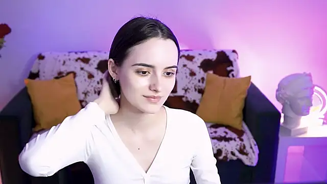 KateWillows online show from 22, 3, 2026