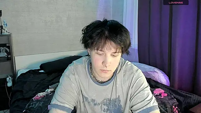 miya meow miku online show from 17, 12, 2025