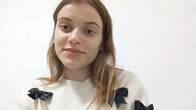 Snapshot of MildredVillareal chatting on 3, 12, 2025 MildredVillareal online show from 3, 12, 2025