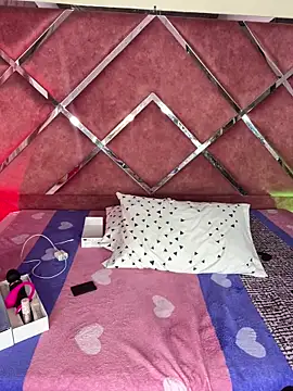 MeganDangelo online show from 24, 2, 2026