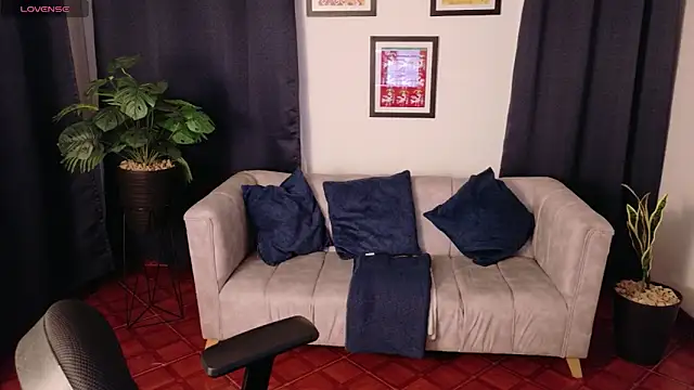 Snapshot of MilfArlet chatting on 14, 1, 2026 MilfArlet online show from 14, 1, 2026